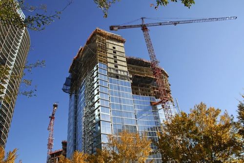 Luxury and upscale projects lead the increase in hotel construction and planning