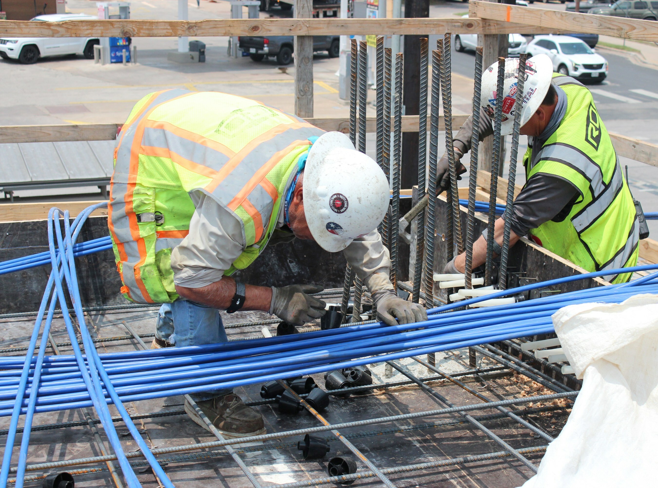 Rogers-O'Brien's safety manager utilizes the Polar armband to monitor his biometrics while on the jobsite.