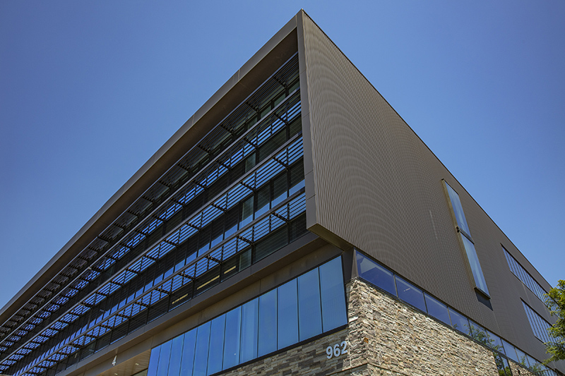 Versoleil SunShade - Outrigger System - for Curtain Wall