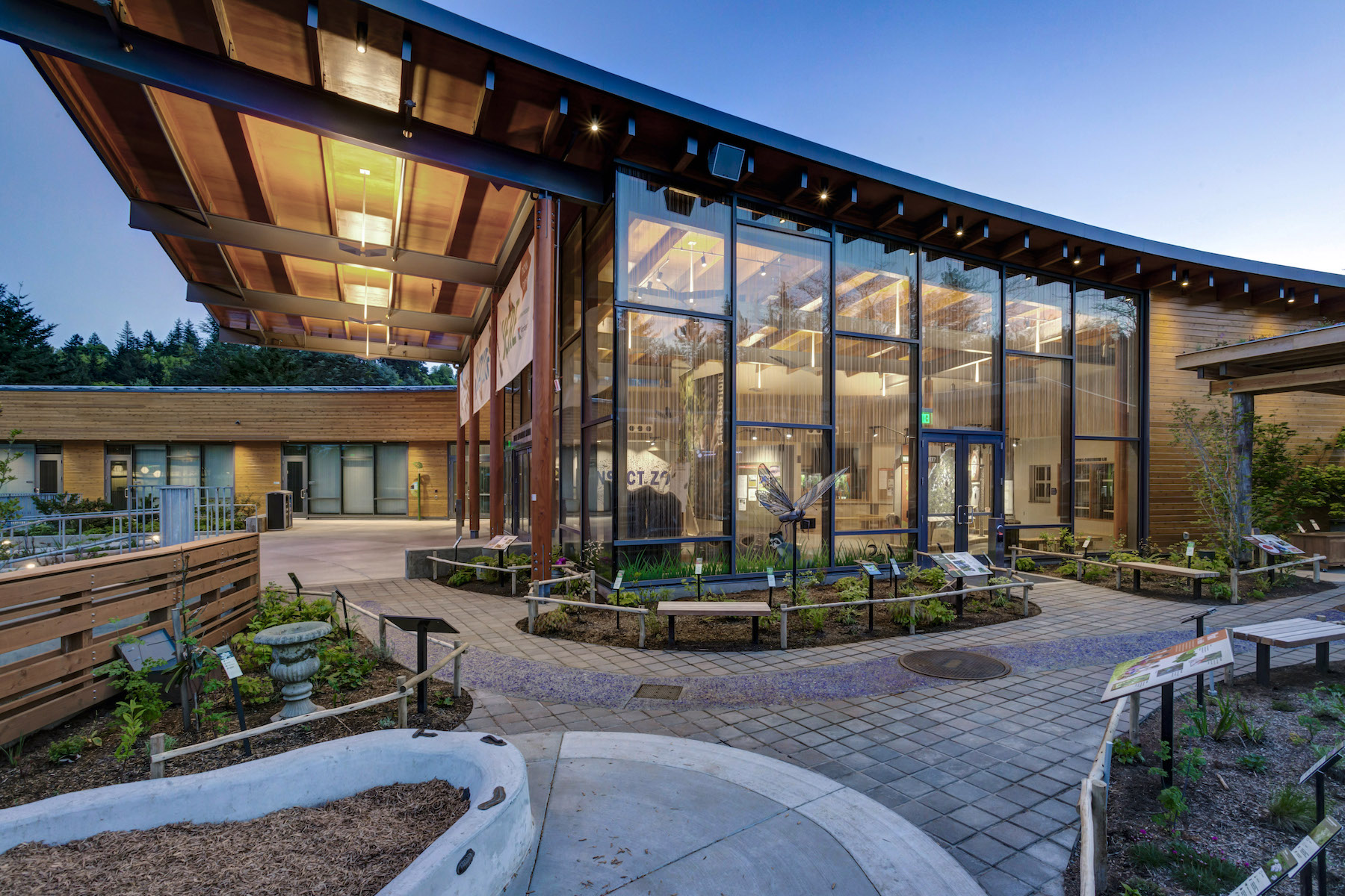 A new addition at The National Aviary in Pittsburgh showcases acid-etched, solar control low-e glass to provide views, bird safety and energy performance. Photo courtesy of Vitro Architectural Glass