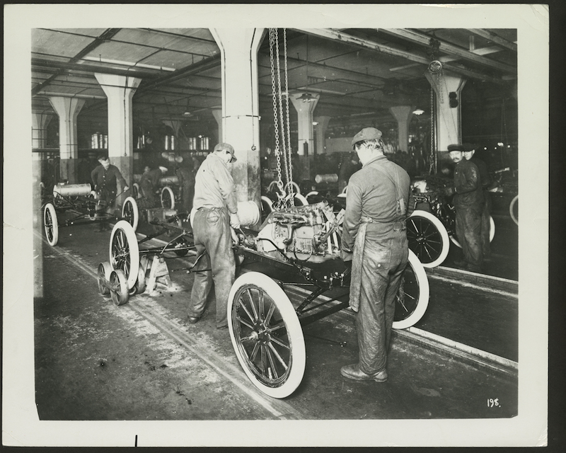 Model Ts being assembled in the Ford plant