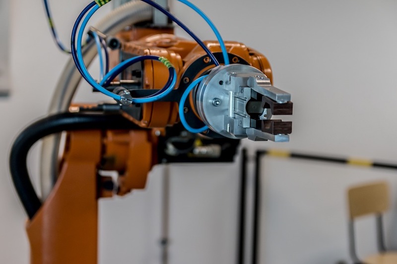 Automated robot arm