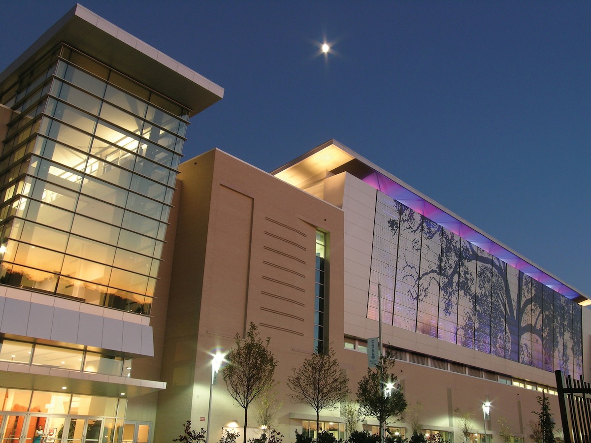 4 ways convention centers are revamping for the 21st century