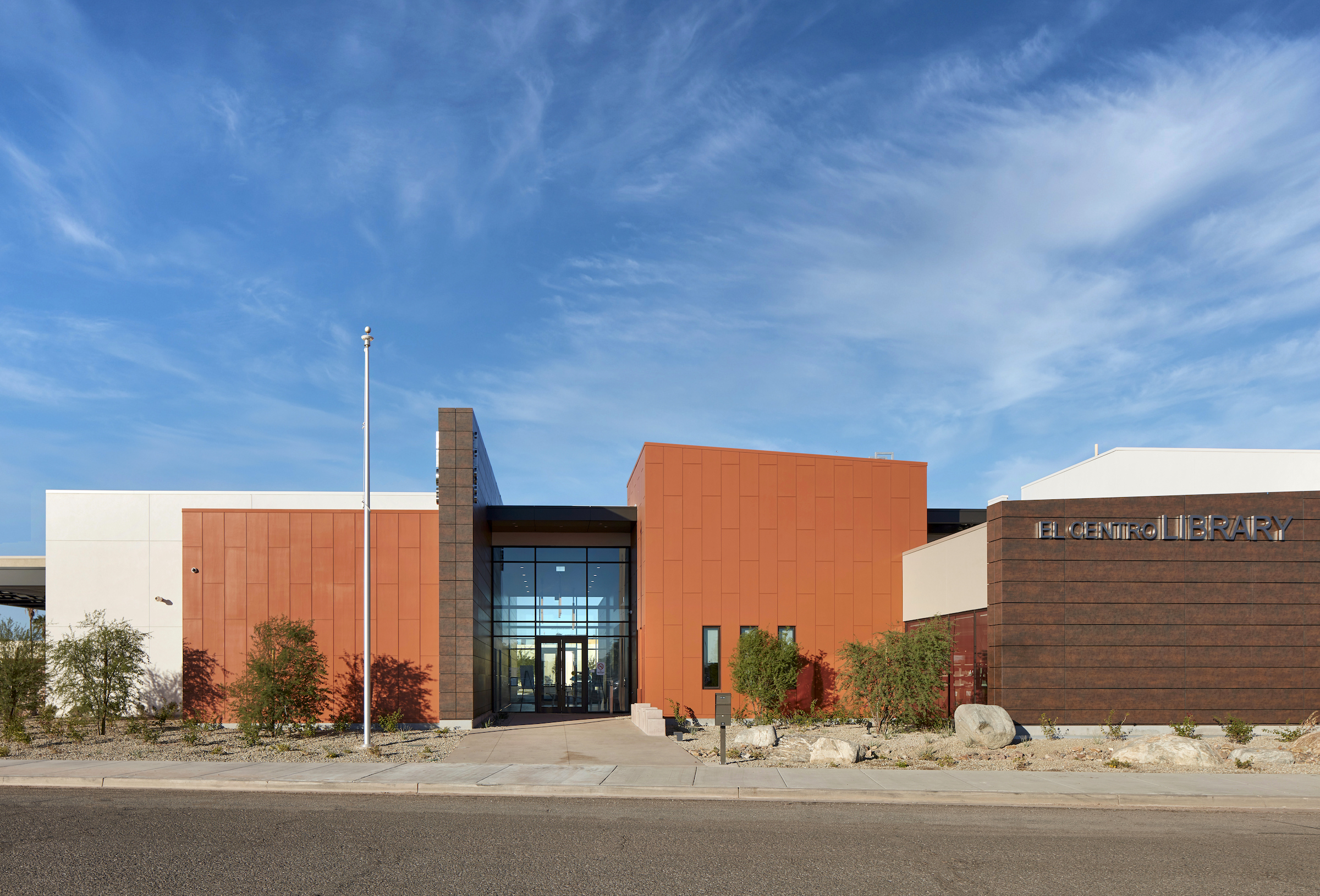 El Centro Library California_6443 - Image by Stephen Whalen Photography