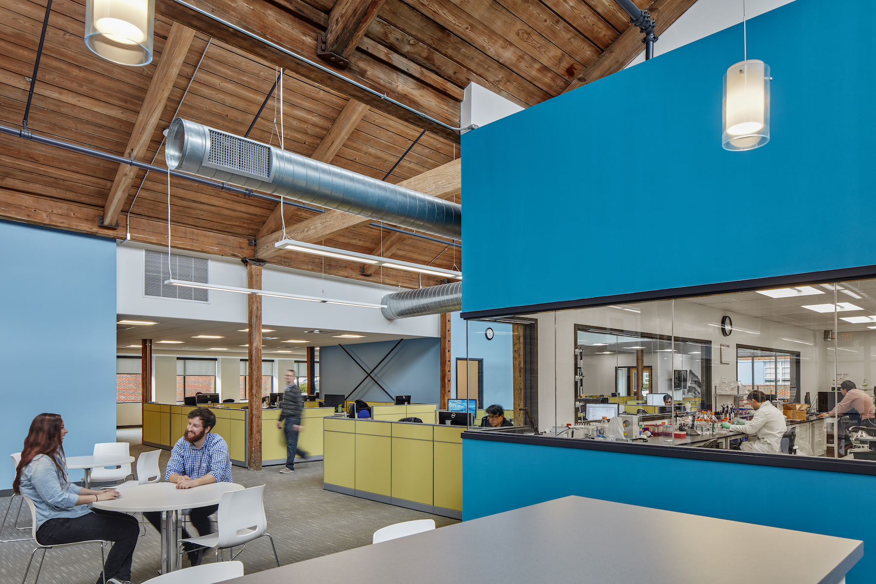 Labs and amenities space intersect in Wave Life Sciences' corporate headquarters in Cambridge, Mass.