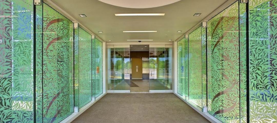 Treating Glass as a Canvas, Vitro Architectural Glass article Starphire