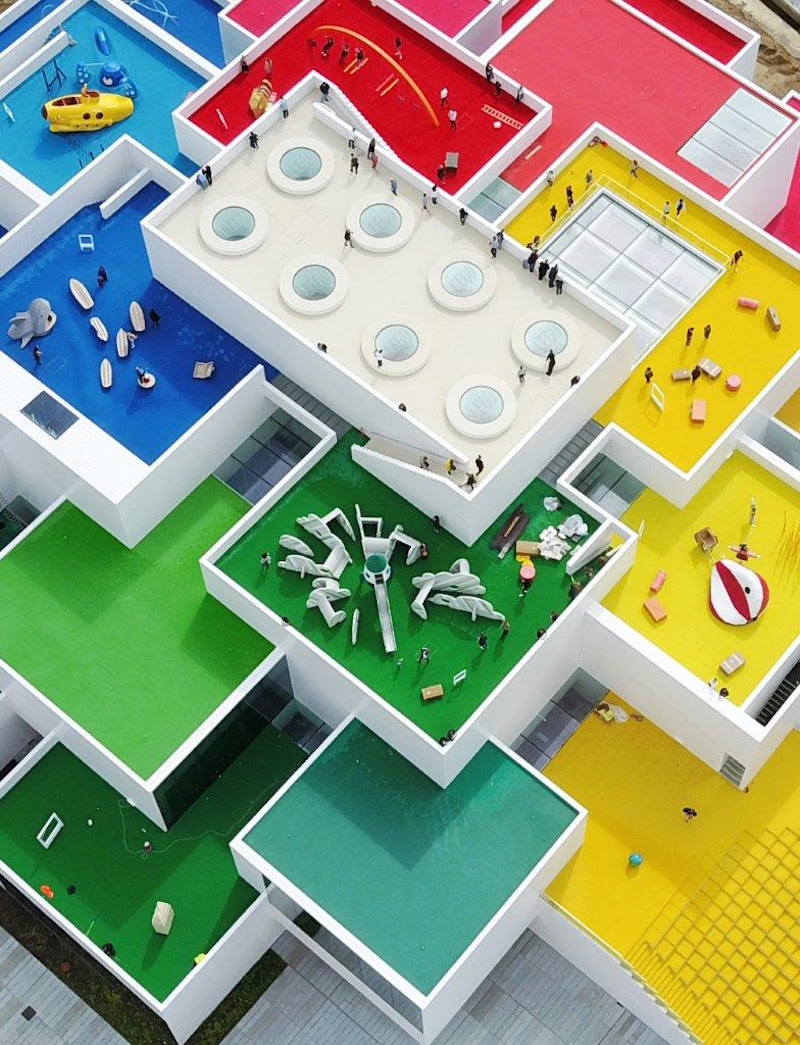 The LEGO House from above with the LEGO primary color wayfinding system