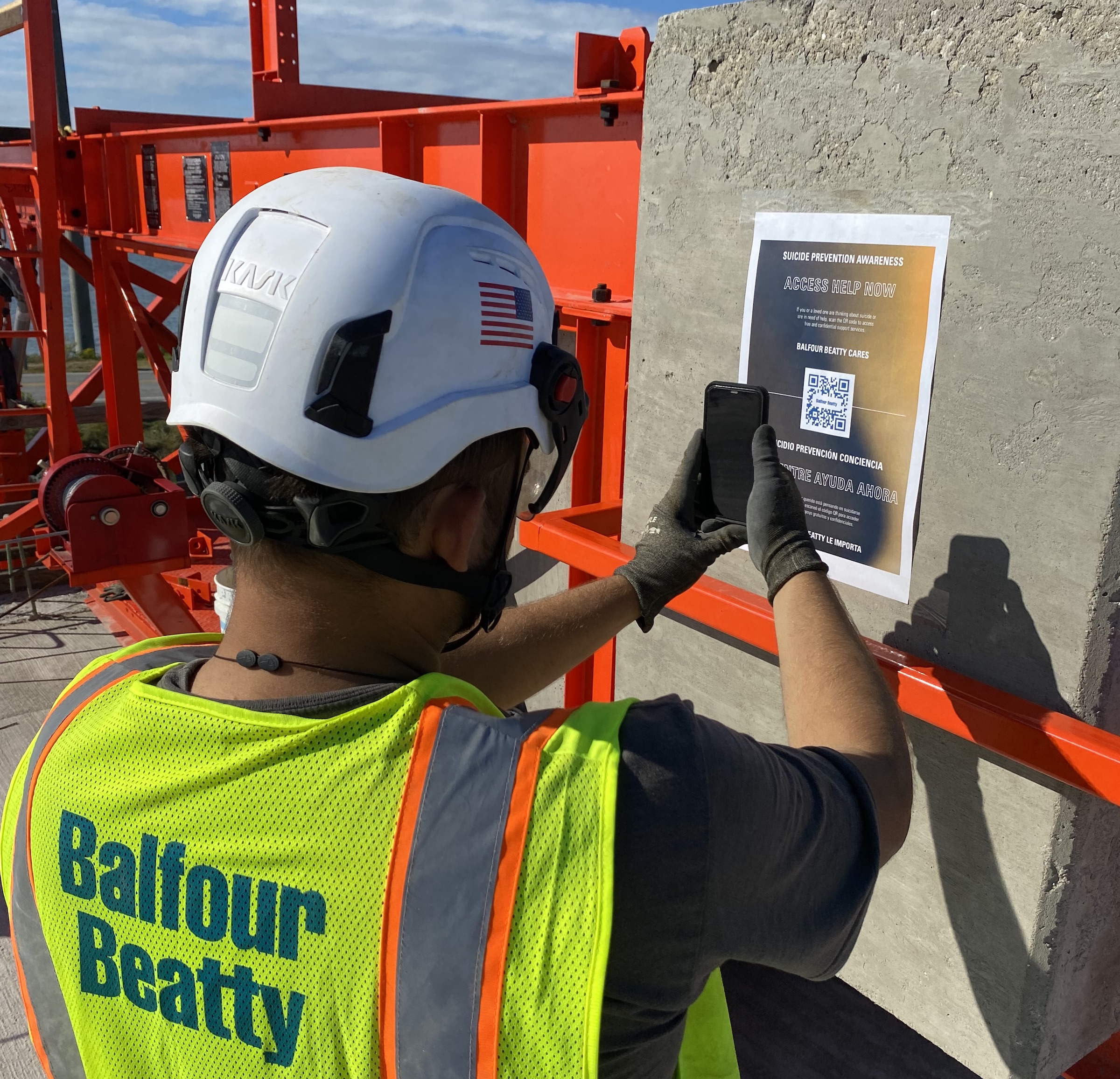 Balfour Beatty launches mental health hotline for suicide prevention in construction