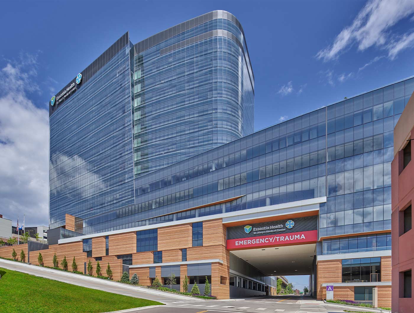 In Duluth, Minn., the new St. Mary’s Medical Center, designed by EwingCole, is now the largest healthcare facility in the region Photo courtesy EwingCole