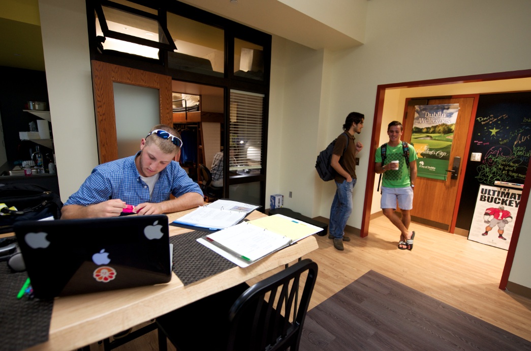A student bedroom at the College of Wooster (Ohio) capitalizes on 12-foot-high c