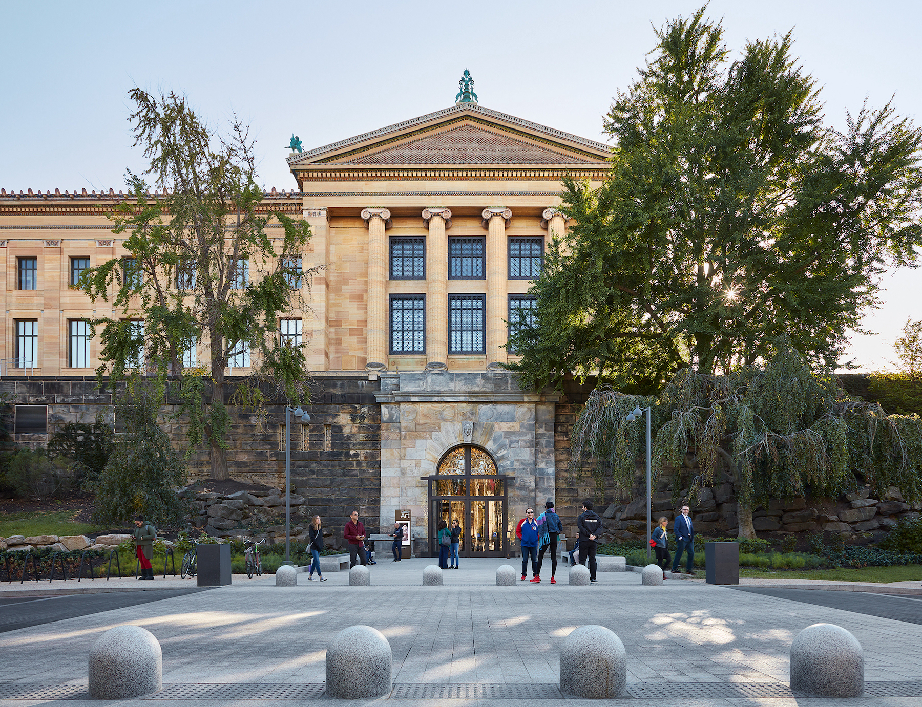 The Philadelphia Museum of Art underwent an extensive reconstruction that focused on its infrastructure and core. Images: Steve Hall@Hall + Merrick Photographers; Elizabeth Leitzell