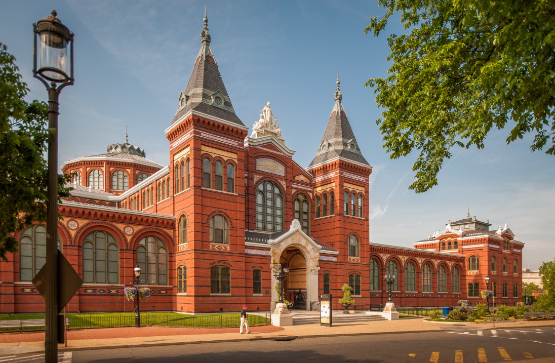 Smithsonian Institution’s Arts and Industries Building again an exposition and museum space