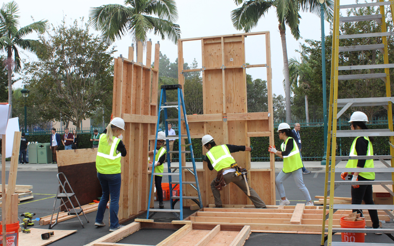 Teams were encouraged to use prefabricated walls, floors and roofs to mimic current panelization practices in the construction industry.