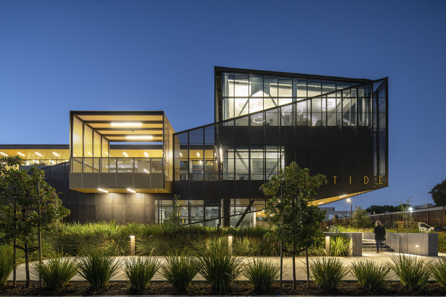 Pictured: TIDE Academy, a groundbreaking public high school in Menlo Park, Calif., designed by LPA. Photo courtesy LPA
