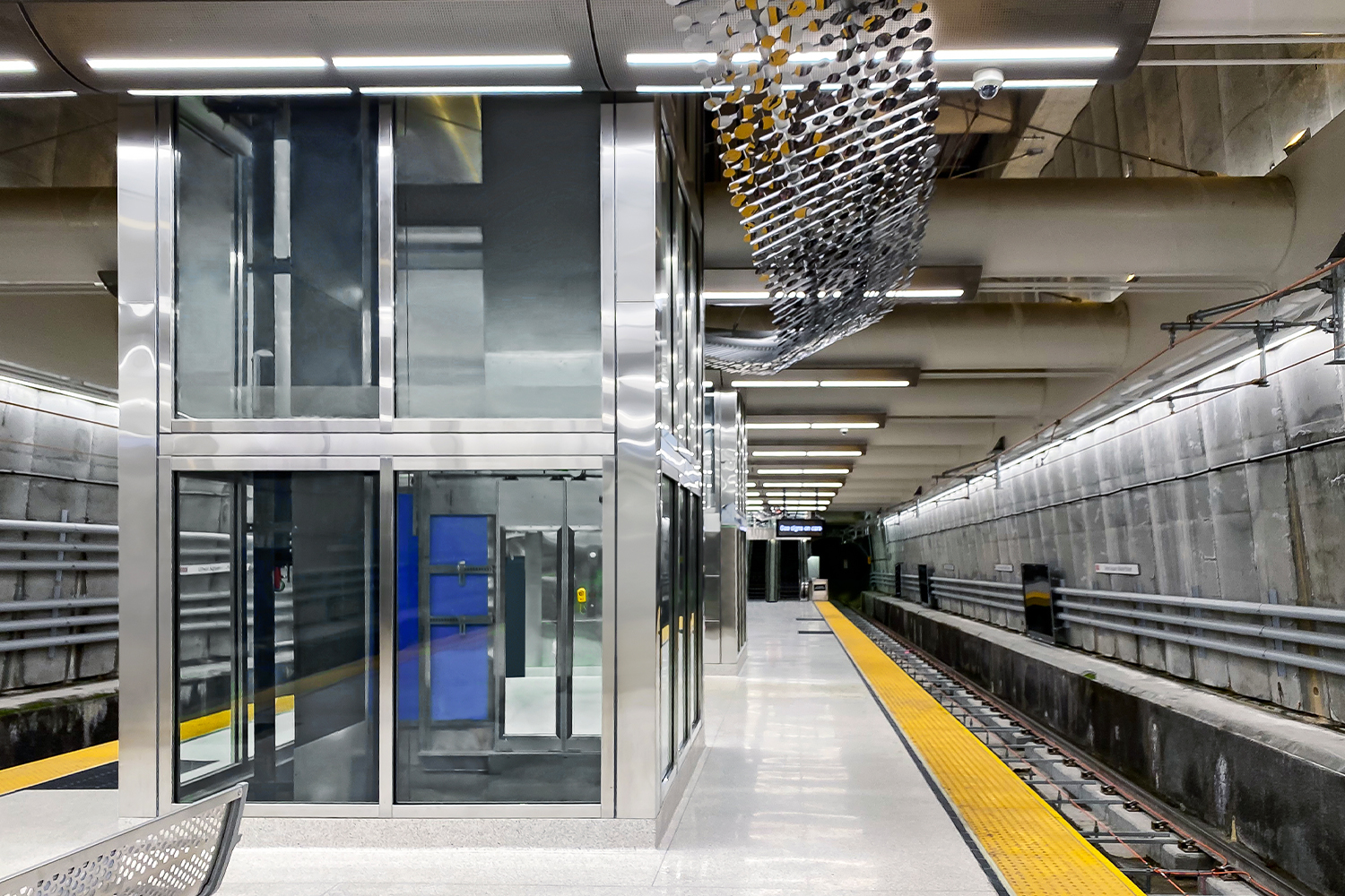 2-hour fire resistive glass elevator enclosure by SAFTI FIRST® at San Francisco’s Union Square Station platform