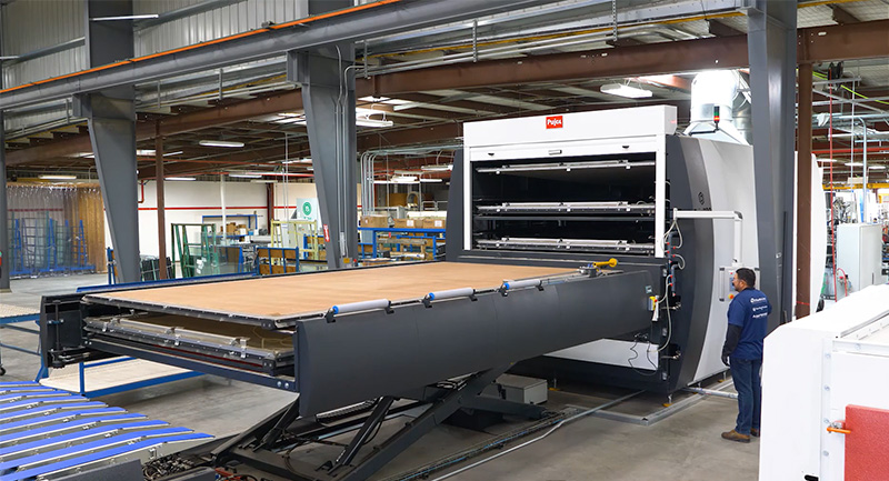Our fully automated Pujol 100+ laminating line can produce high-performance laminated glass for architectural, decorative and security application using a PVB, EVA or SGP interlayer. 