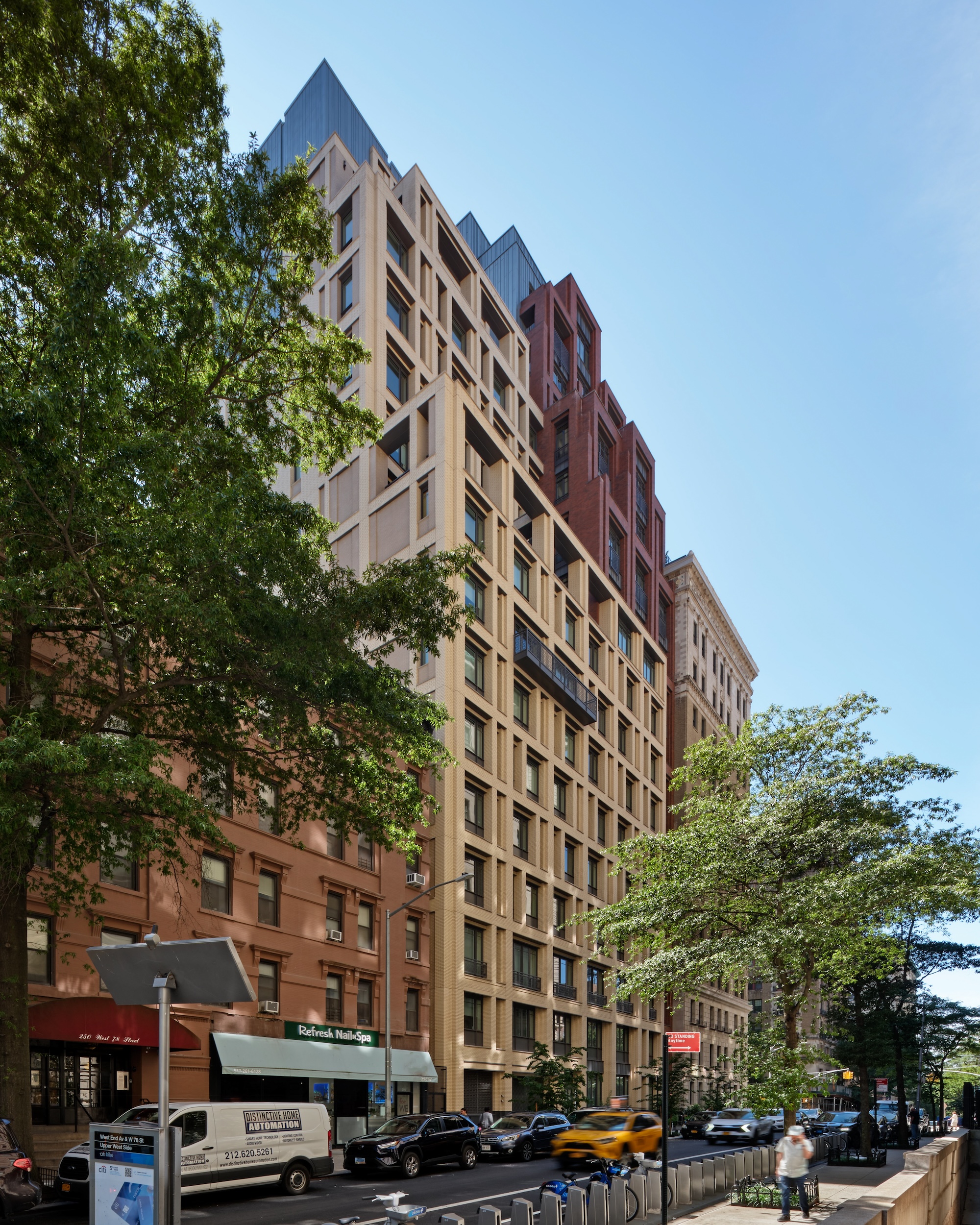 378 West End Avenue residential development, New York City. Photo courtesy COOKFOX Architects