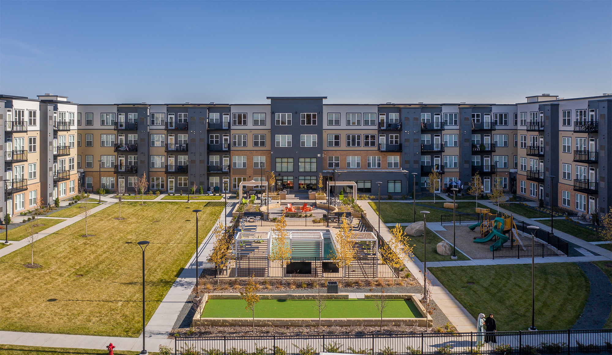 Luxury affordable multifamily development courtyard