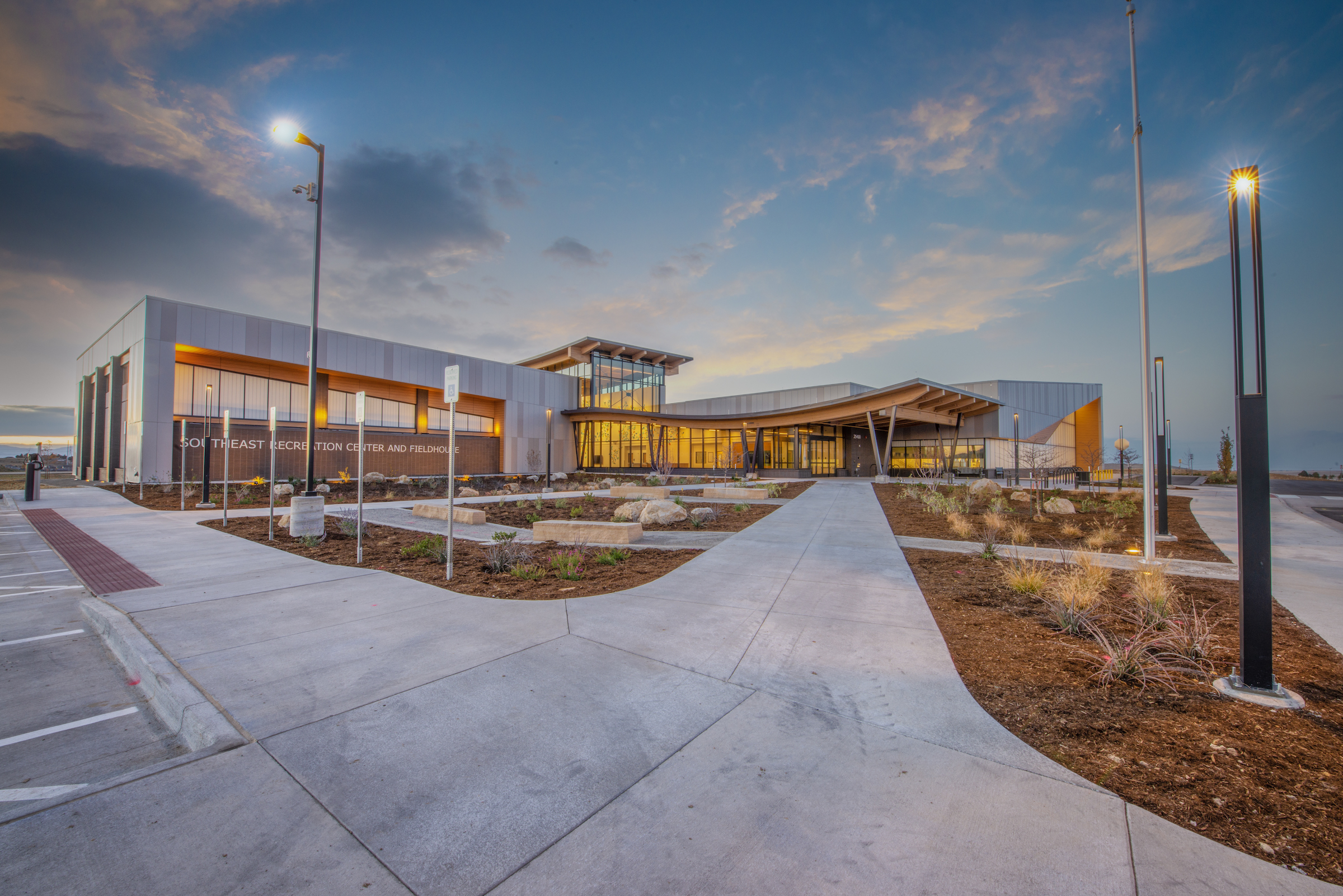 Southeast Aurora Recreation Center and Fieldhouse by Populous Photo by Conor Culver