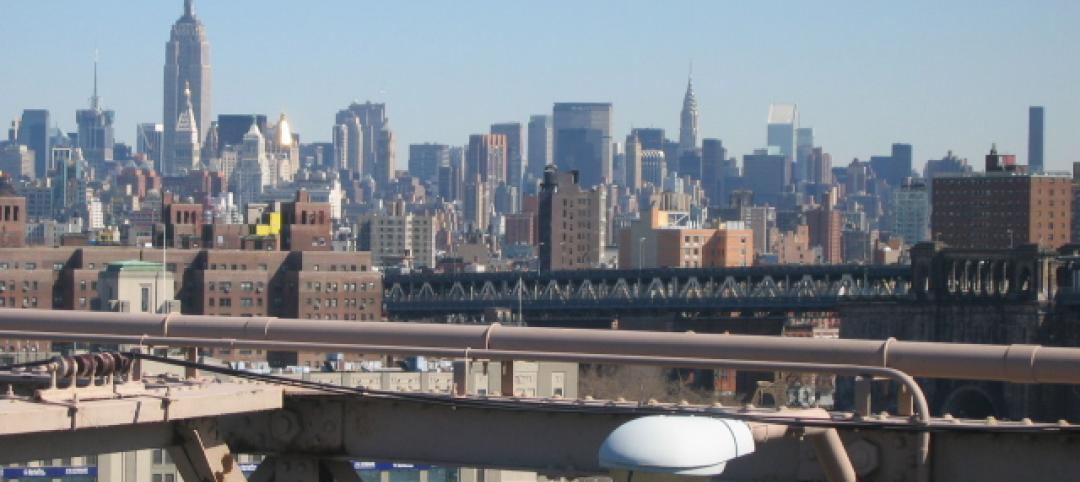 Midtown from Brooklyn Bridge. Photo: Mark Jaroski. Licensed under Creative Commo