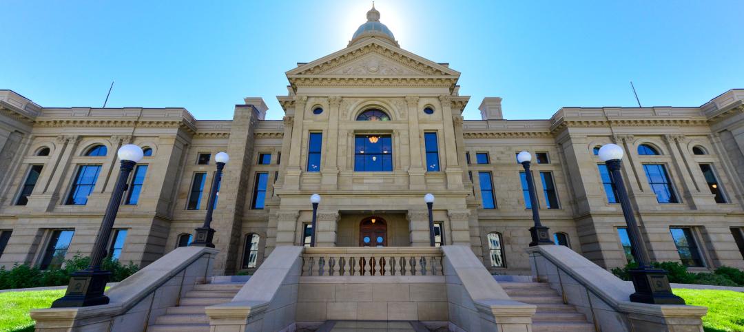 Wyoming State Capitol, Cheyenne, Wy. Photo by Pete Alexopoulos on Unsplash