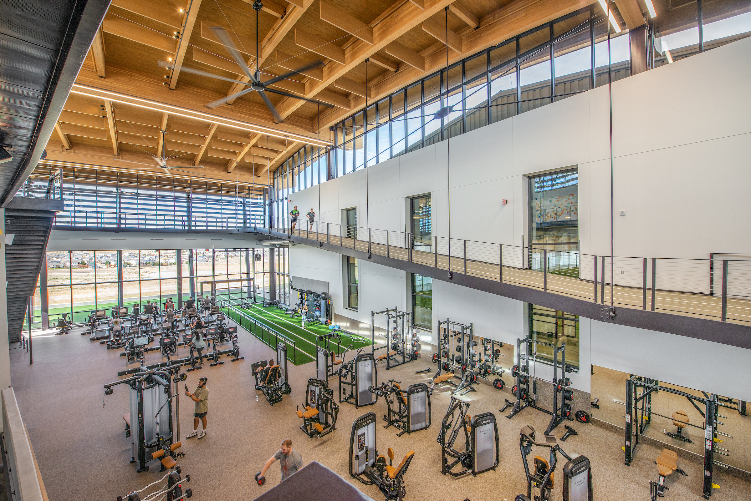 Aurora, Colo., recreation center features city’s first indoor field house, unobstructed views of the Rocky Mountains