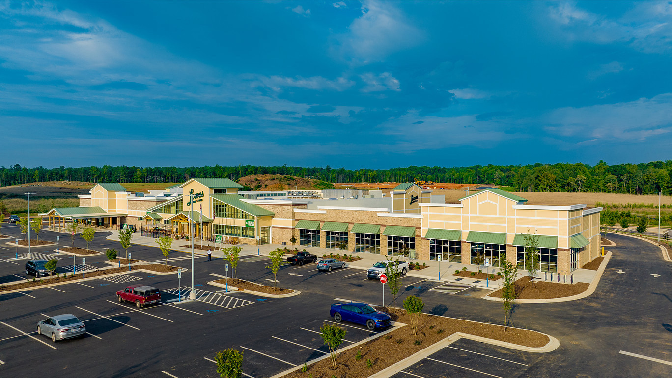 A 62,000-sf retail center that's part of Northwood Landing